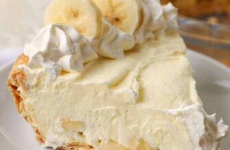 Easy Banana Cream Pie - Spend With Pennies