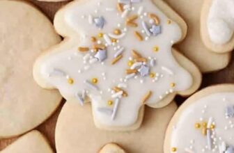 close up of Easy Sugar Cookies