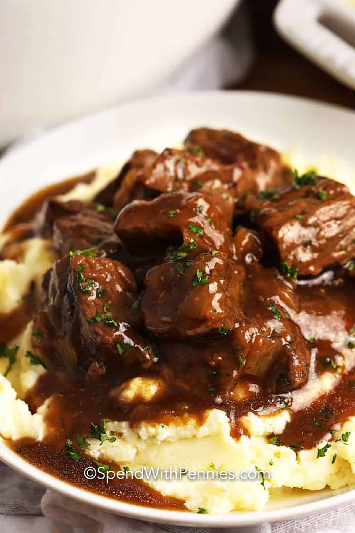 Beef Tips & Gravy with mashed potatoes