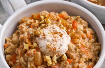 Carrot Cake Oatmeal with cream cheese yogurt